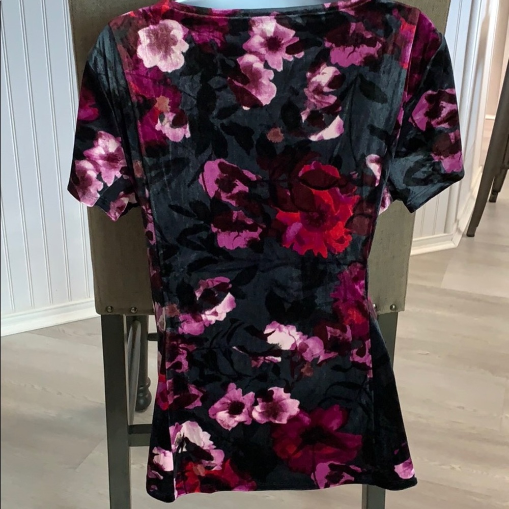 Blouse - Picture 2 of 2